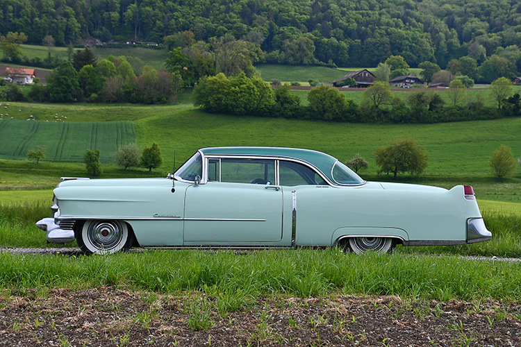 Cadillac Series 62 Coupé DeVille_21